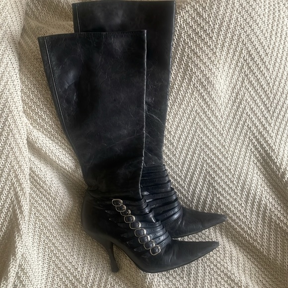 Bebe vintage leather buckle boots 7.5 - Picture 2 of 9